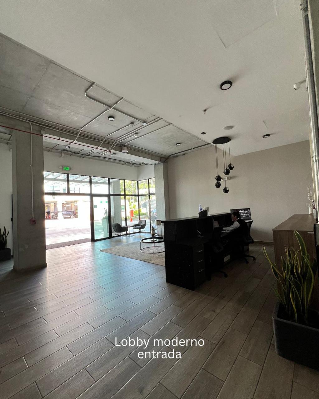 Apartamento de 4 habitaciones en Santa Elena — Property photo